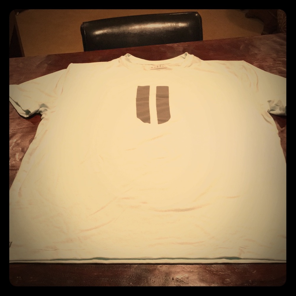 Nobull XL athletic shirt